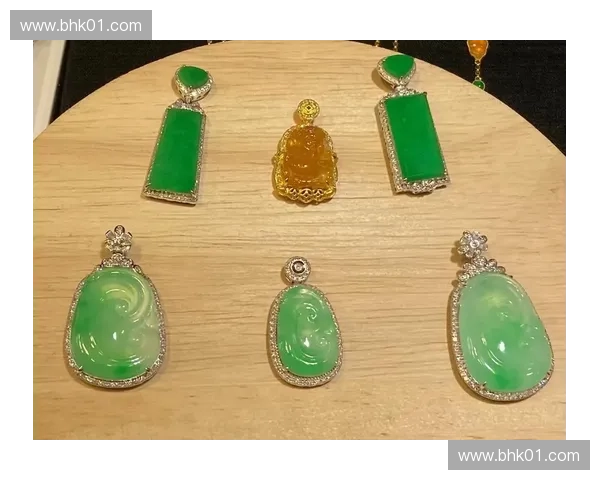 翡翠直播带你走进珠宝世界 探索翡翠的魅力与投资价值